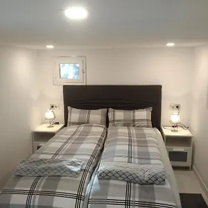 https://apt-finca-cortez-4.in-canary-islands.com